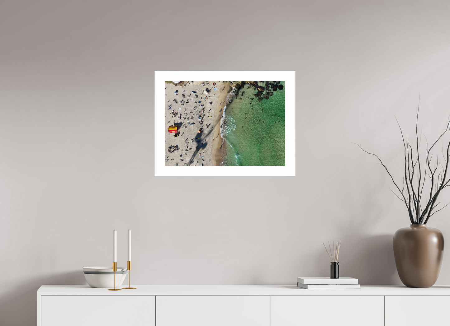 DIN A2 (59,4 x 42 cm), Fine Art Pearl A2 5cm Border Coogee Beach – Summer Crowd Fine Art Print